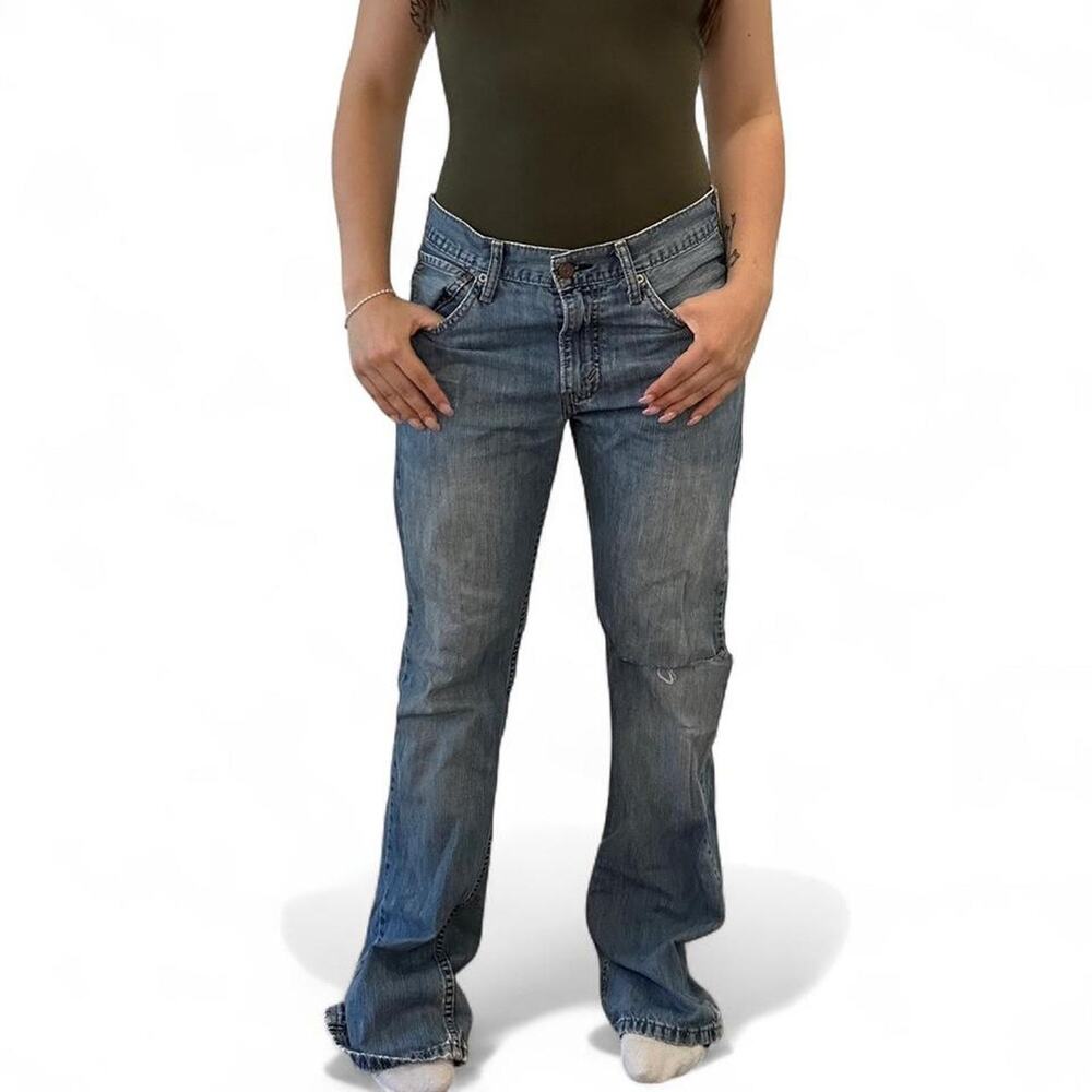 Vintage Levi’s 527 Blue Bootcut Jeans Mid Rise – Waist 32”